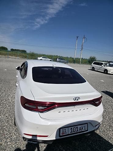 hundai: Hyundai Grandeur: 2017 г., 3 л, Автомат, Газ, Седан — 4