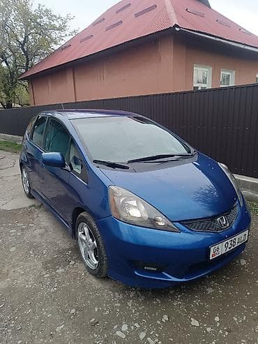 Honda Fit: 2009 г., 1.5 л, Автомат, Бензин, Хэтчбэк