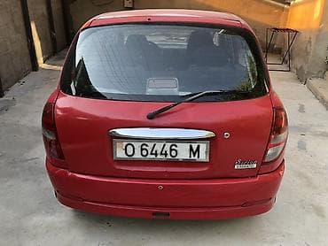 camry universal: Daihatsu YRV: 2004 г., 1 л, Бензин, Хэтчбэк — 10