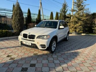 оборудование для автомойки цены в бишкеке: BMW X5: 2012 г., Бензиновая — 2