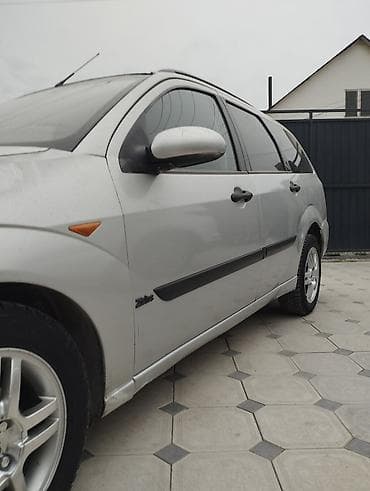 Ford Focus: 2001 г., 1.6 л, Механика, Бензин, Универсал