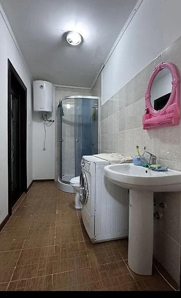 Недвижимость: 75 м², 3 комнаты — 9