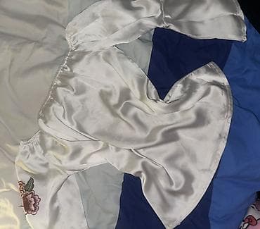 атласный топ: Надевала один раз на праздник Состояние отличное Белая атласная — 2