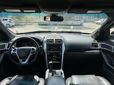 geely galaxy e5: Ford Explorer: 2013 г., 3.5 л, Автомат, Внедорожник — 7