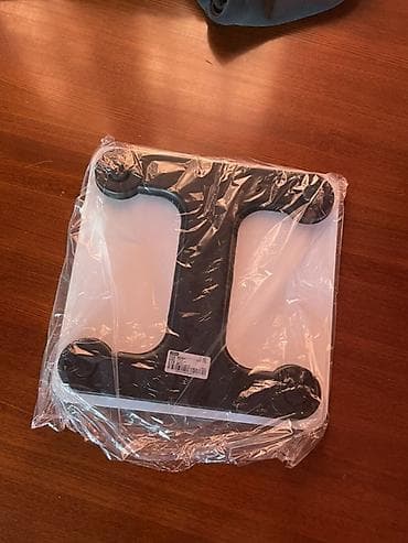 180: Напольные весы Электронные, Стекло, 180 кг — 1