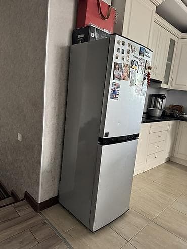 кондиционер 30 кв м: Холодильник с нижней морозильной камерой, серебристый корпус. 7000 — 3