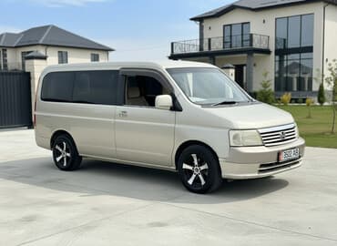 тойота новах: Honda Stepwgn: 2003 г., 2 л, Автомат, Бензиновая, Минивэн — 1