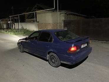 Продажа авто: Honda Civic: 2000 г., 1.5 л, Автомат, Бензин, Седан — 3