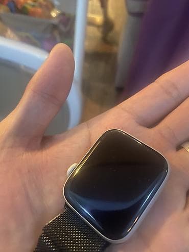 mi fit: Apple Watch Series 6, 44 мм (алюминий) - Корпус: серебристый алюминий — 1