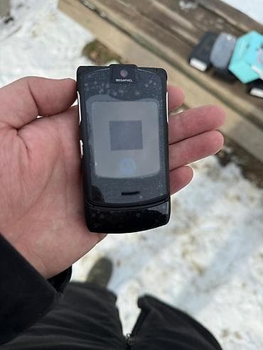 мини нож: Подборка кнопочных телефонов (ретро/классические модели): - Motorola — 5
