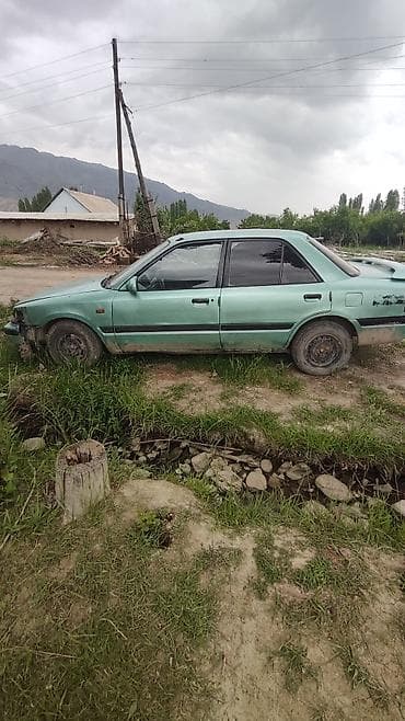 Унаа: Mazda 323: 1989 г., Седан — 4