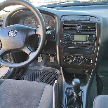 Toyota: Toyota Avensis: 2000 г., 2 л, Механика, Бензин, Универсал — 8