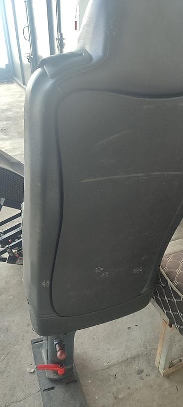 sp 4: Автобусное сиденье, Кожа, Mercedes-Benz 2010 г., Б/у, Оригинал, Германия — 3