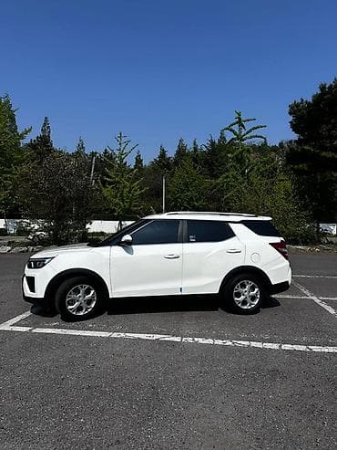 deepal so7: Ssangyong Tivoli: 2022 г., 1.5 л, Автомат, Бензин, Кроссовер — 3