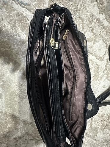 35 mm: Кожаная сумка комбинация с замшой Внутри много отпеков, карманов — 2