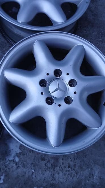 ремонт шина: Диски R 16 Комплект, отверстий - 5, Б/у — 3