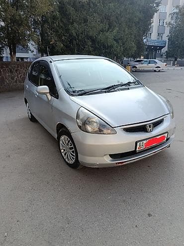 Honda Fit: 2003 г., 1.3 л, Автомат, Бензин, Хэтчбэк