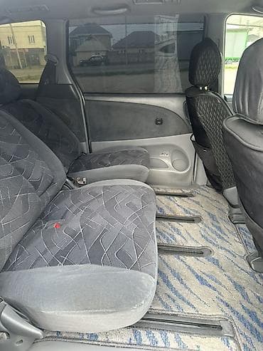 Транспорт: Toyota Estima: 2001 г., Минивэн — 6
