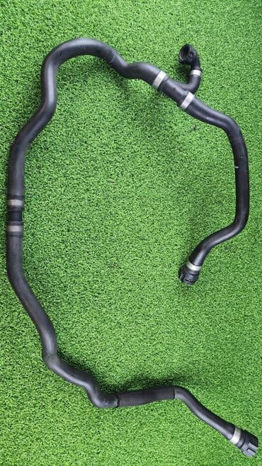 блок предохранителей: Возвратный шланг. Номер 1712 7 560 160 Е 60 с двигателем N52 Год — 4