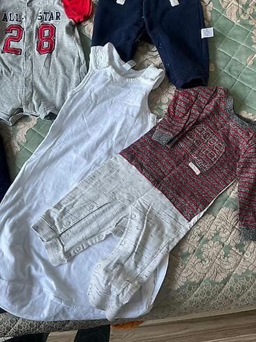 second hend: Вещи на 4-6 месяцев примерно в хорошем состоянии ( слип комбинезон — 5