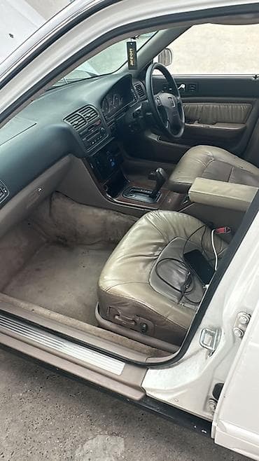 Продажа авто: Honda Legend: 1994 г., 3.2 л, Автомат, Бензин, Седан — 5