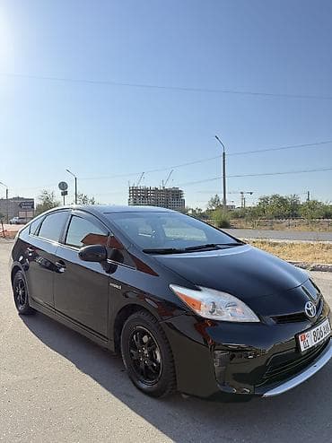 Toyota Prius: 2013 г., 1.8 л, Автомат, Гибрид, Минивэн