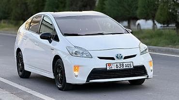 Toyota Prius: 2015 г., 1.8 л, Вариатор, Гибрид, Лифтбек