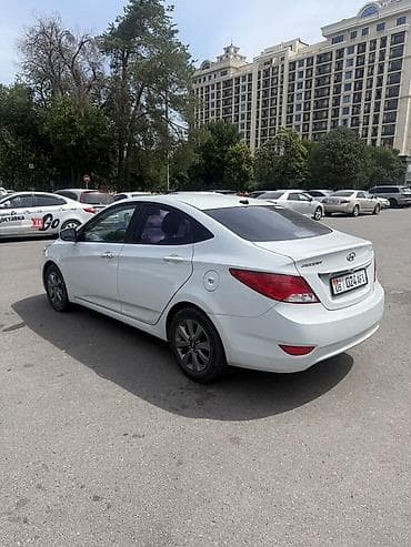 mazda cronos: Hyundai Accent: 2019 г., 1.4 л, Автомат, Бензин, Седан — 4