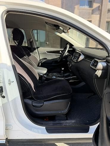 митсубиси спес стар: Kia Sorento: 2018 г., Автомат, Кроссовер — 7