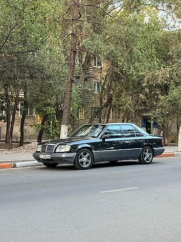Продажа авто: Mercedes-Benz W124: 1993 г., 2.2 л, Автомат, Бензин, Седан — 5