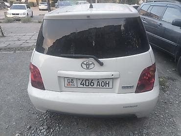 silk way: Toyota Ist: 2002 г., 1.3 л, Автомат, Бензин, Седан — 5