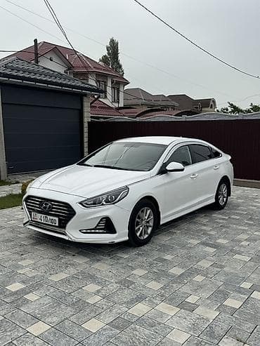 не битая не крашенная радной краске один хозяин: Hyundai Sonata: 2017 г., 2 л, Автомат, Газ, Седан — 2