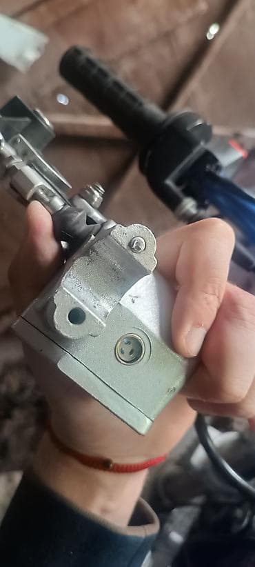 глушитель мото: Эндуро/кроссовый мотоцикл 300см³ воздушное охлаждение, на ходу — 7