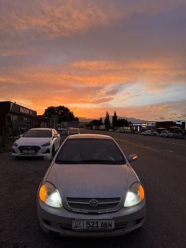 чанган юни с: Toyota : 2010 г., 1.6 л, Механика, Бензин, Седан — 1