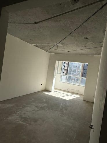 1 комнатная квартира жибек жолу: 1 бөлмө, 53 м², Элитка, 3 кабат, ПСО (өзү оңдоп түзөтүп бүтүү үчүн) — 3