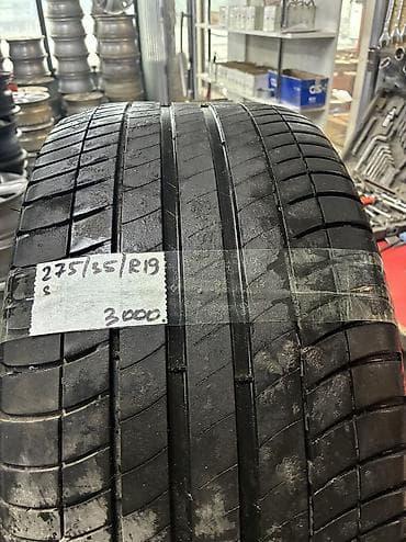 крыло адисей: 275/35/R19 Привозные шины из Германии В отличном состоянии улица — 1