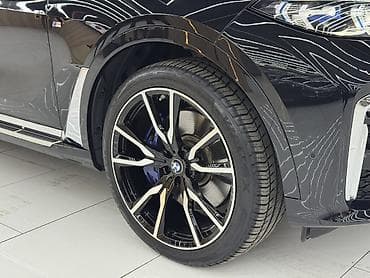 colf 2: BMW X7: 2020 г., 3 л, Автомат, Бензин, Внедорожник — 9