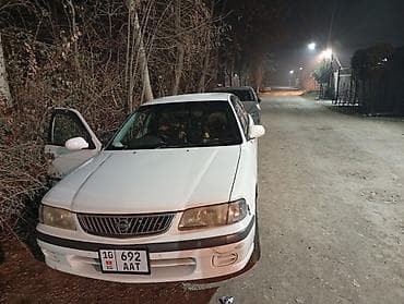 Нессан санни Легковой автомобиль седан, белый цвет объем 1/5год 2001