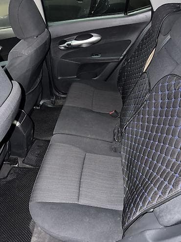 Унаа сатуу: Toyota Auris: 2009 г., 1.6 л, Кол менен иштөөчү, Бензин, Хетчбек — 9