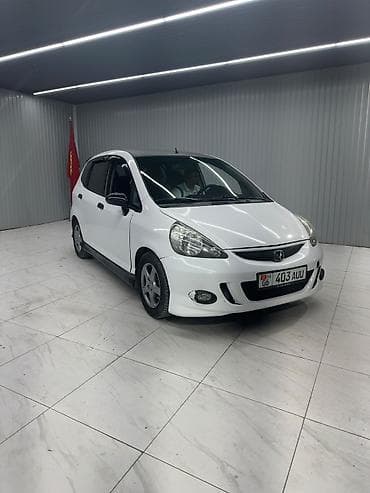 Honda Jazz: 2008 г., 1.4 л, Автомат, Бензин, Хэтчбэк