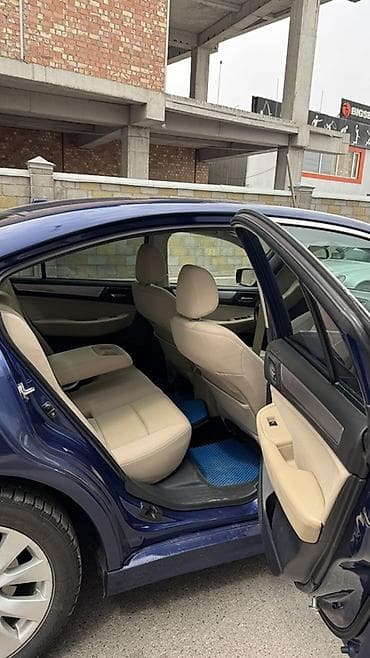 Subaru Legacy: 2015 г., 2.5 л, Автомат, Седан — 10