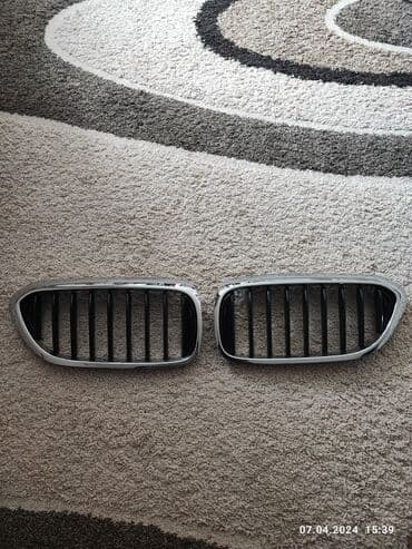 германский авторынок подержанных авто: Решетка радиатора BMW 2017 г., Б/у, Оригинал — 2