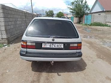 Транспорт: Volkswagen Passat Variant: 1991 г., 2 л, Механика, Бензин, Универсал — 5