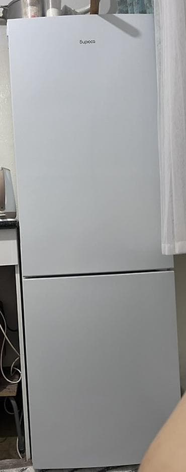 Холодильник Biryusa, Б/у, Двухкамерный