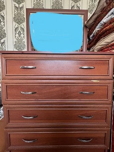 Эмерек гарнитурлары: Уктоочу бөлмө гарнитуру, Колдонулган, Эки кишилик керебет, Шкаф, Комод, Кыргызстан, МДФ, түсү - Күрөң — 3