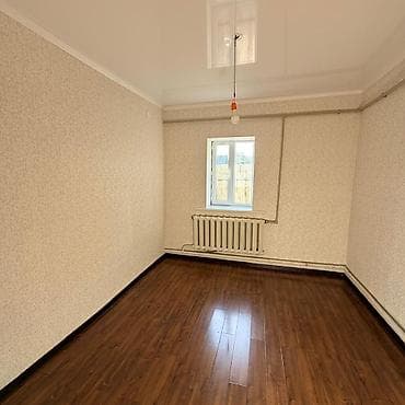 Дома: Продаю Дом район Аламедин.рынок ниже БЧК .Саманный 75м2.В доме — 4