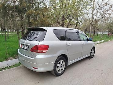 sp 4: Toyota Ipsum: 2001 г., 2.4 л, Автомат, Бензин, Минивэн — 2