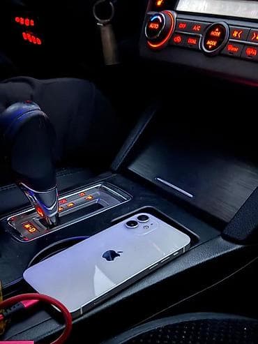 IPhone 12, белый - Экран 6.1" Super Retina XDR (OLED), True Tone
