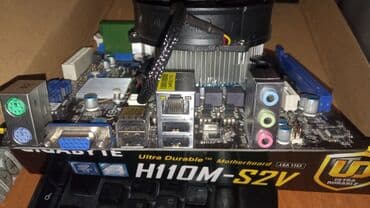 комплект материнская плата: Продаю комплект: материнка Asrock H61-VG3 1155 сокет. ОЗУ 4 Гб (2х2гб) — 2