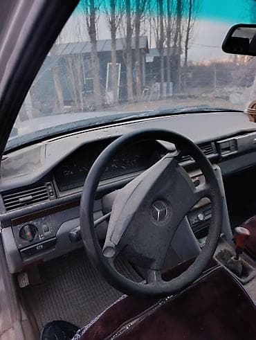 мерс йешка 124: Mercedes-Benz W124: 1991 г., Ручные, Седан — 1